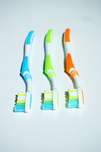 揭秘牙刷家庭平价品牌—性价比之选，守护全家口腔健康