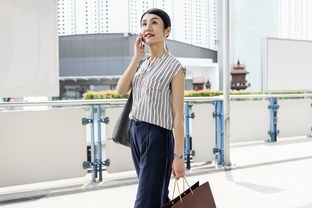 探索女装时尚手链品牌的世界