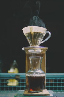 品牌水杯随身，时尚健康两不误