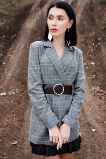 品牌小西服女，时尚与品质的完美结合
