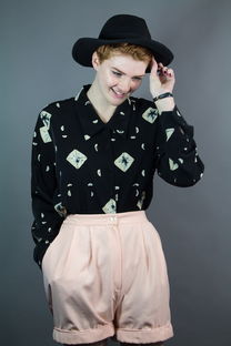 酷酷女装西服品牌—时尚与品质的完美融合